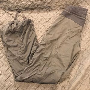 💥FLASH SALE UNTIL 6pm💥 Lululemon Dance Studio